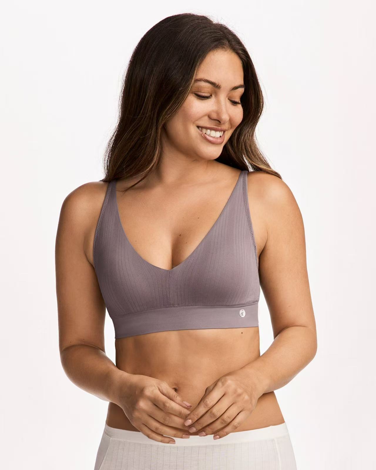 Intimates INT-16